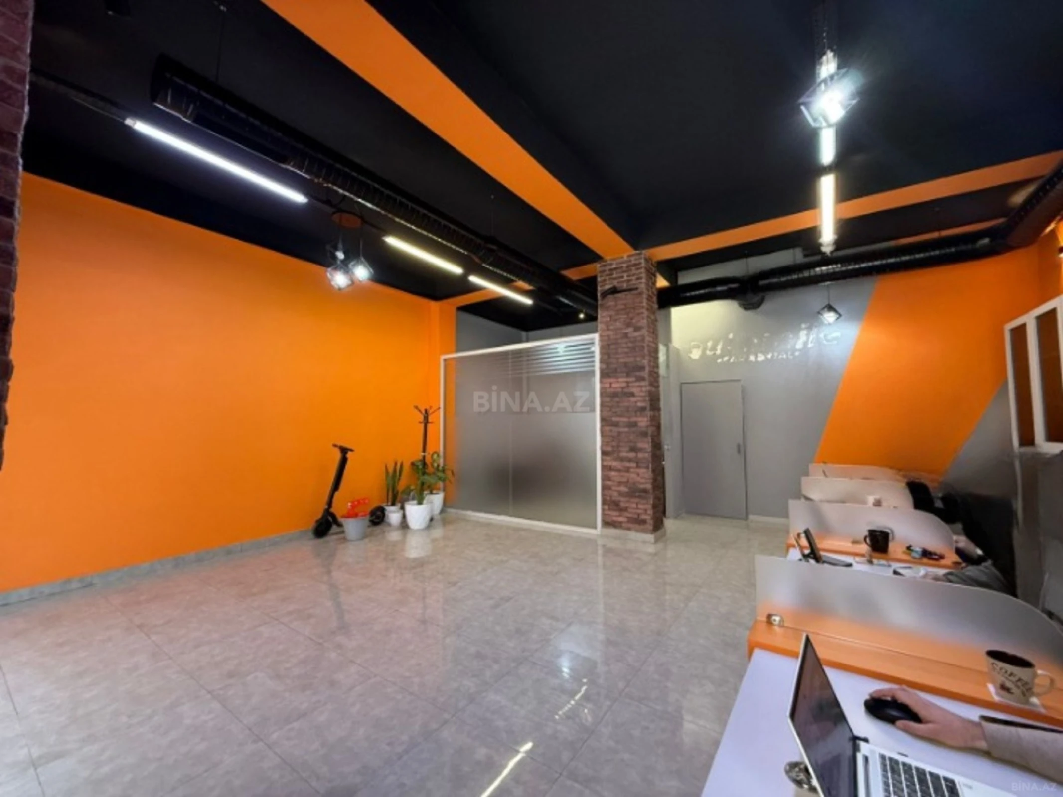 Kirayə verilir obyekt 140 m²