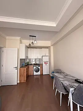 Kirayə verilir 2 otaqlı mənzil 50 m²