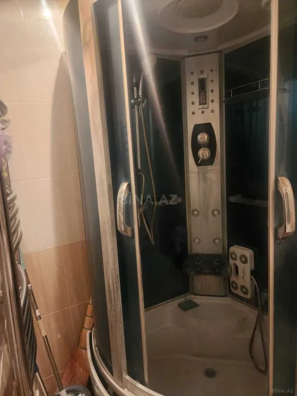 Kirayə verilir 2 otaqlı mənzil 90 m²