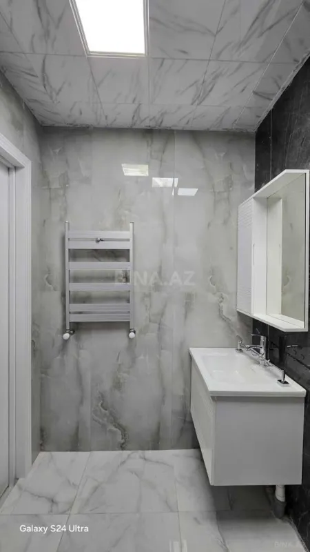 Satılır 2 otaqlı mənzil 56 m²