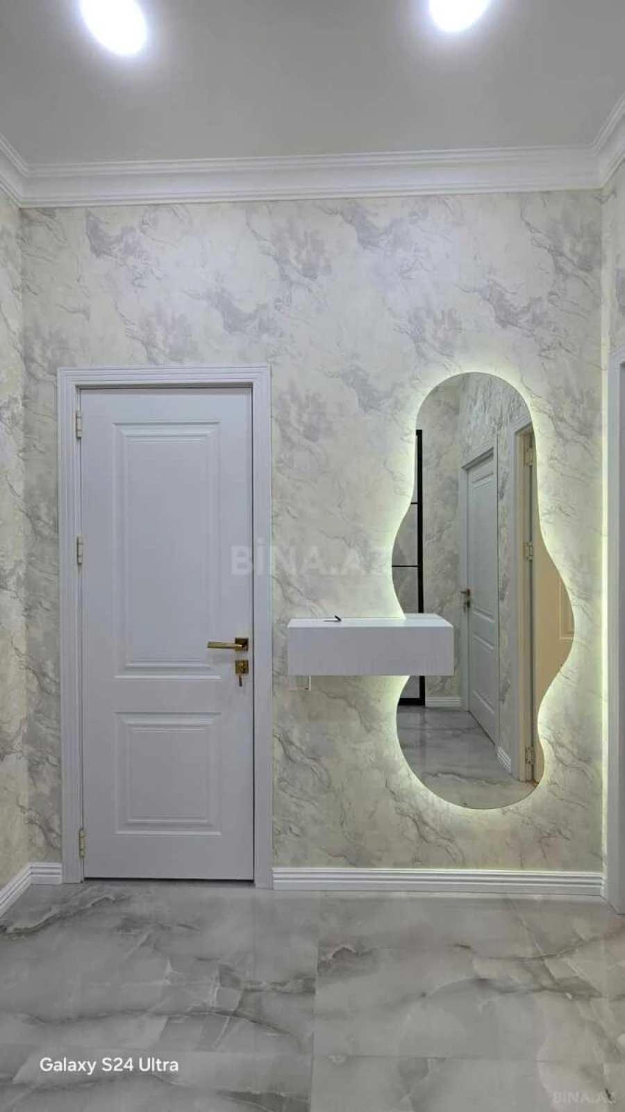 Satılır 2 otaqlı mənzil 56 m²