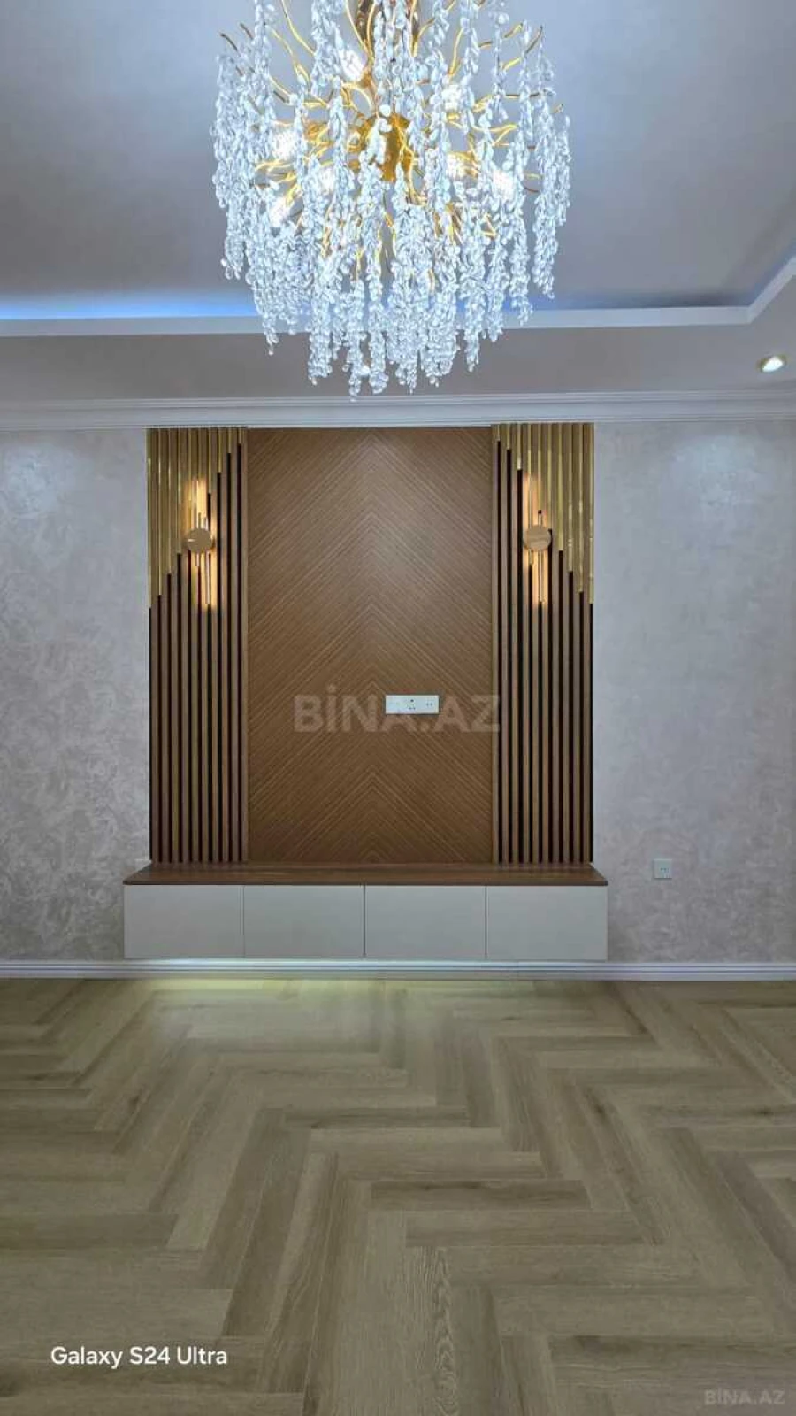 Satılır 2 otaqlı mənzil 56 m²