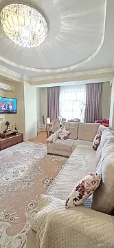 Satılır 3 otaqlı mənzil 126 m²