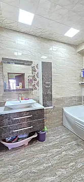 Satılır 3 otaqlı mənzil 126 m²