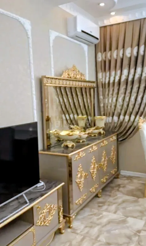 Satılır 4 otaqlı mənzil 147 m²