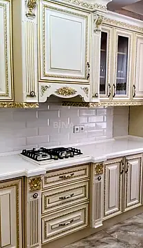 Satılır 4 otaqlı mənzil 147 m²