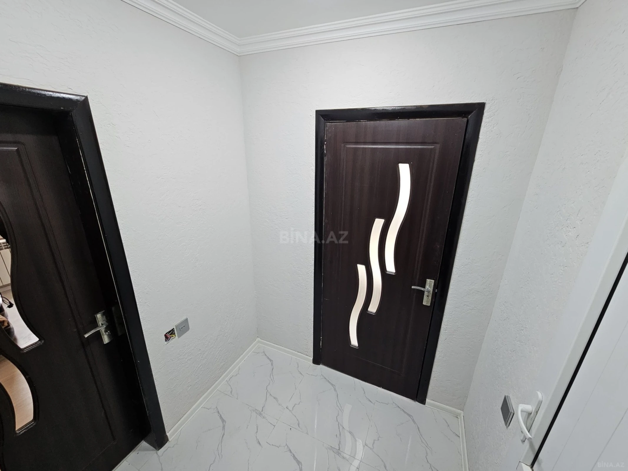 Satılır 2 otaqlı mənzil 45 m²