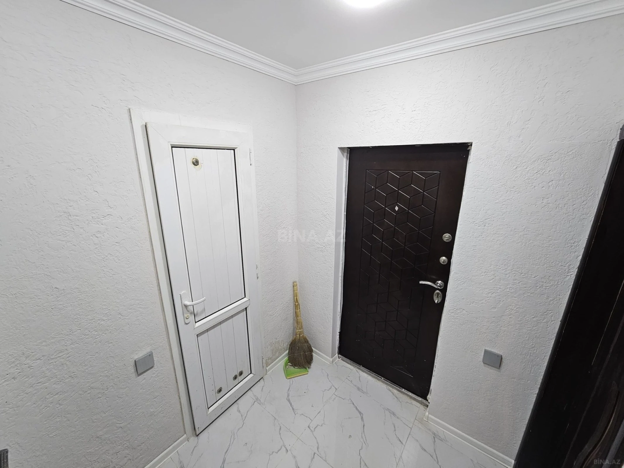 Satılır 2 otaqlı mənzil 45 m²