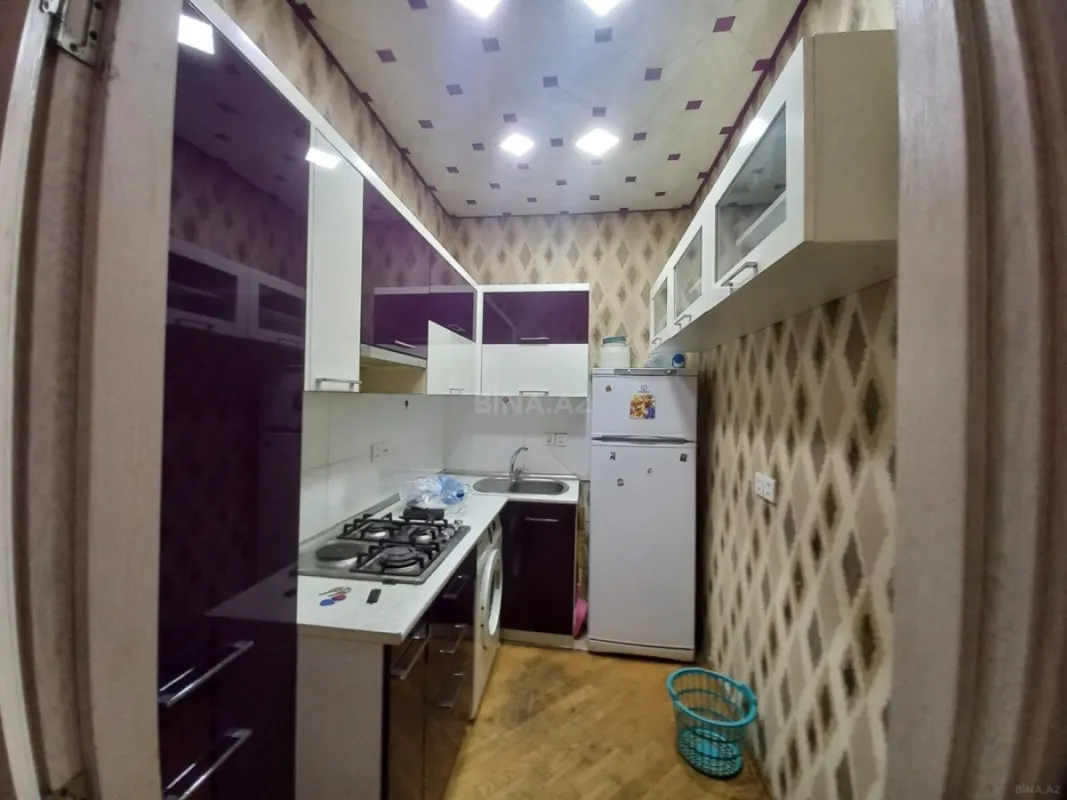Kirayə verilir 2 otaqlı mənzil 90 m²
