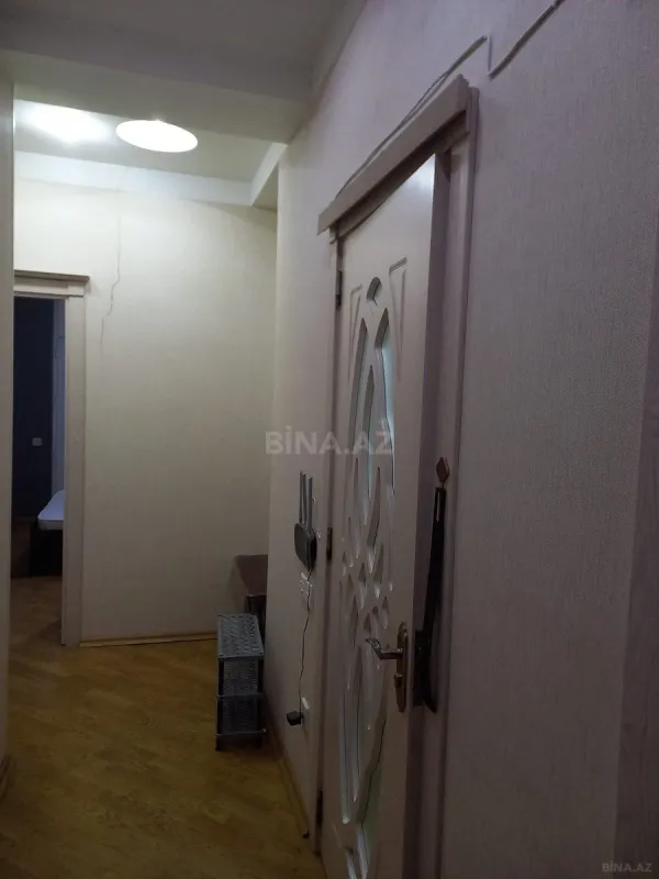 Kirayə verilir 2 otaqlı mənzil 90 m²