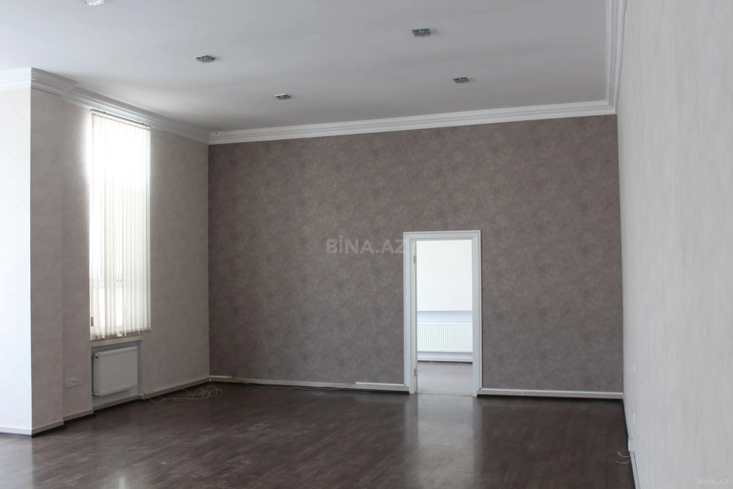 Kirayə verilir 6 otaqlı ofis 120 m²