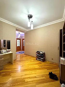 Satılır 3 otaqlı mənzil 120 m²