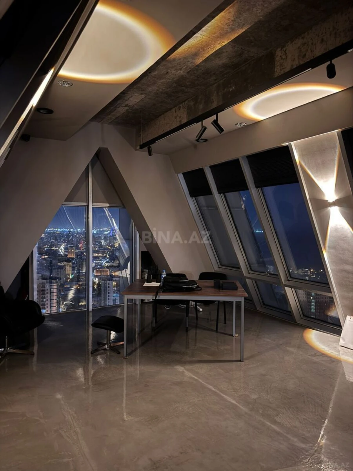 Kirayə verilir 1 otaqlı ofis 15 m²