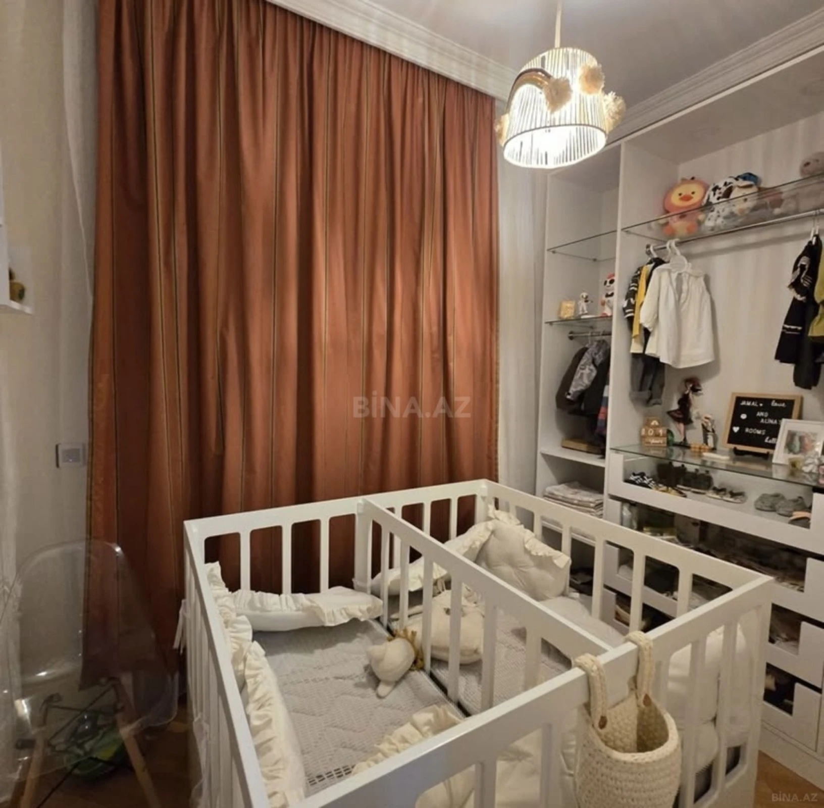 Satılır 2 otaqlı mənzil 89 m²