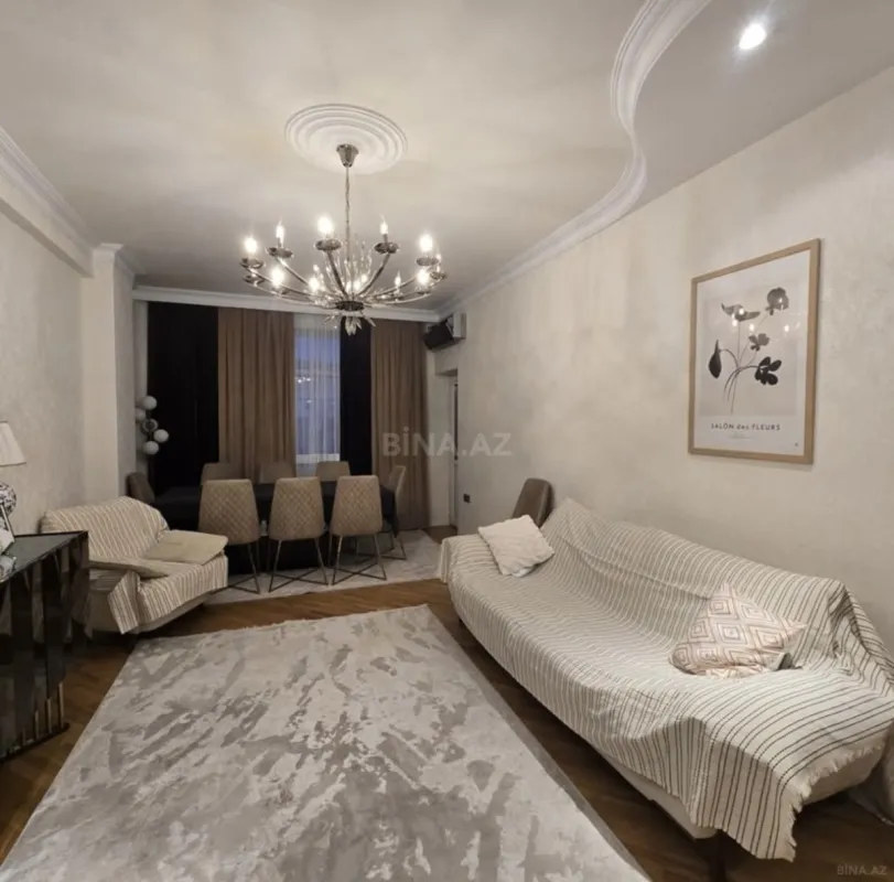 Satılır 2 otaqlı mənzil 89 m²