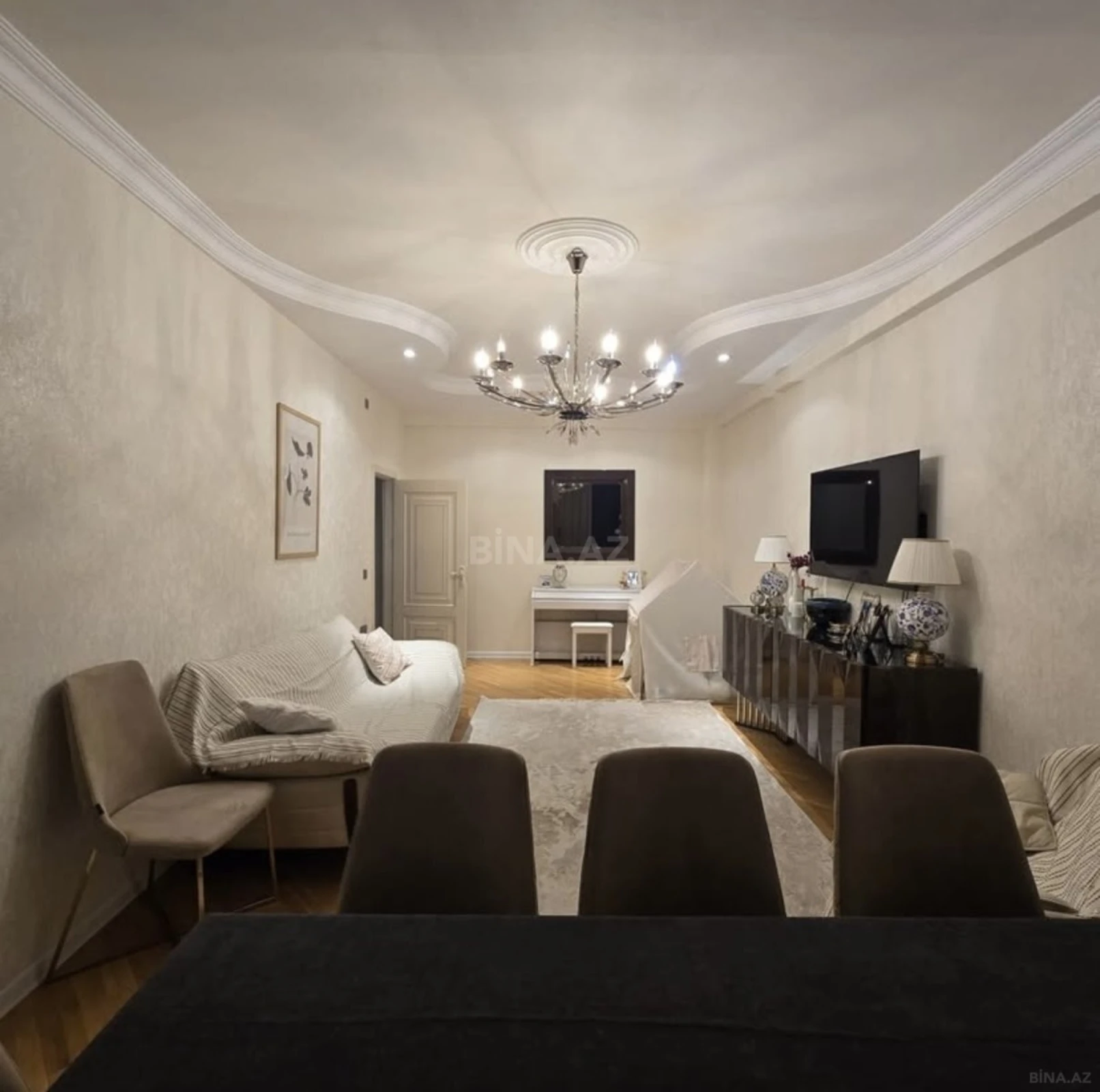 Satılır 2 otaqlı mənzil 89 m²