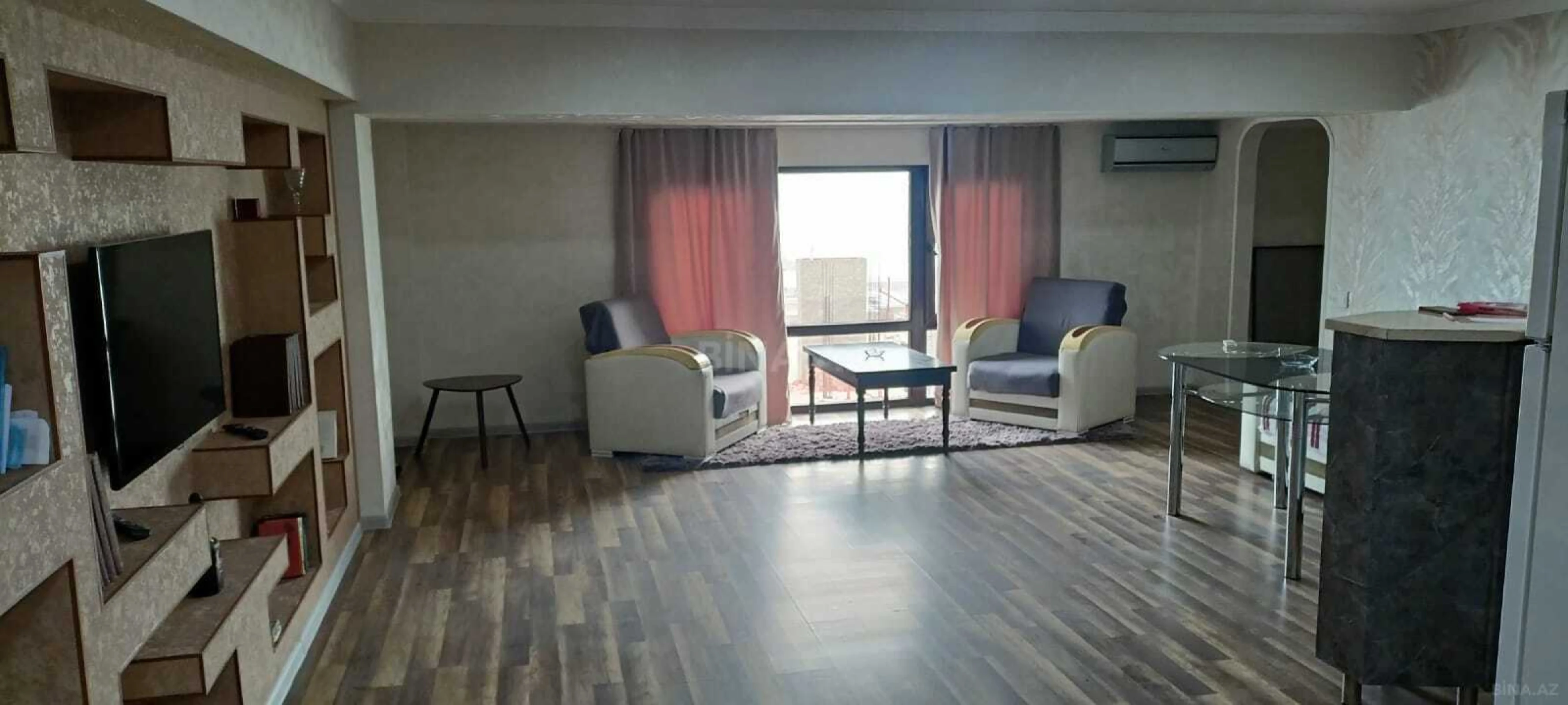 Kirayə verilir 2 otaqlı mənzil 65 m²