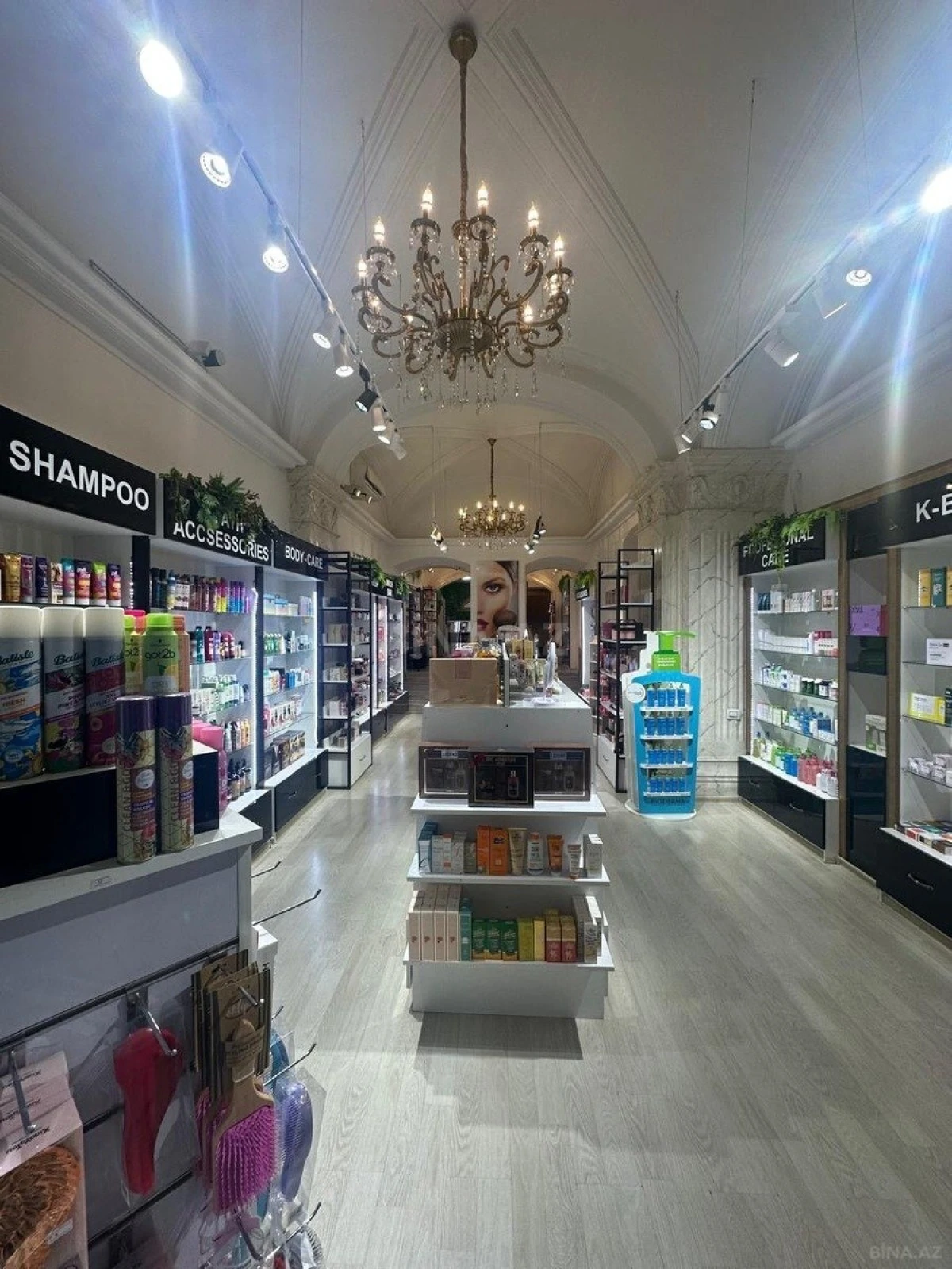 Kirayə verilir obyekt 125 m²