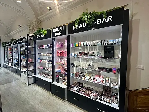 Kirayə verilir obyekt 125 m²