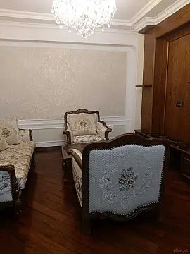 Satılır 3 otaqlı mənzil 156 m² — Bakı 3 otaq 156.00 m²