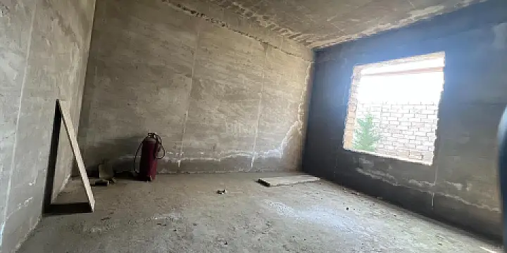 Satılır 5 otaqlı həyət evi 360 m²