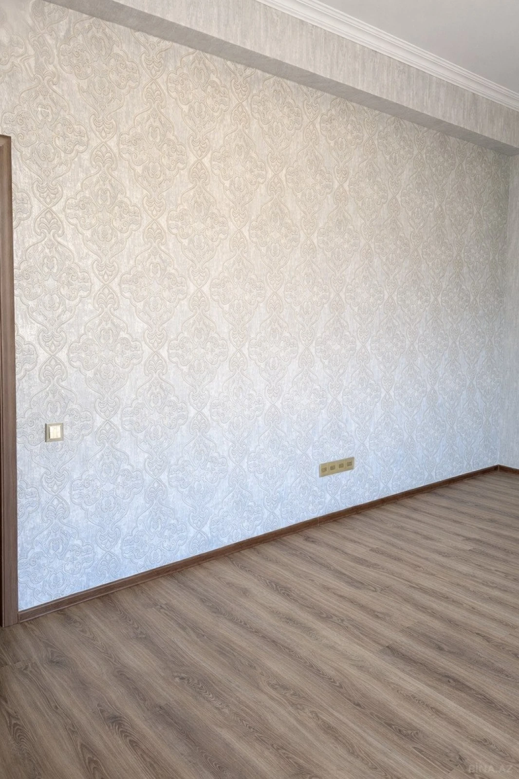 Satılır 2 otaqlı mənzil 65 m²