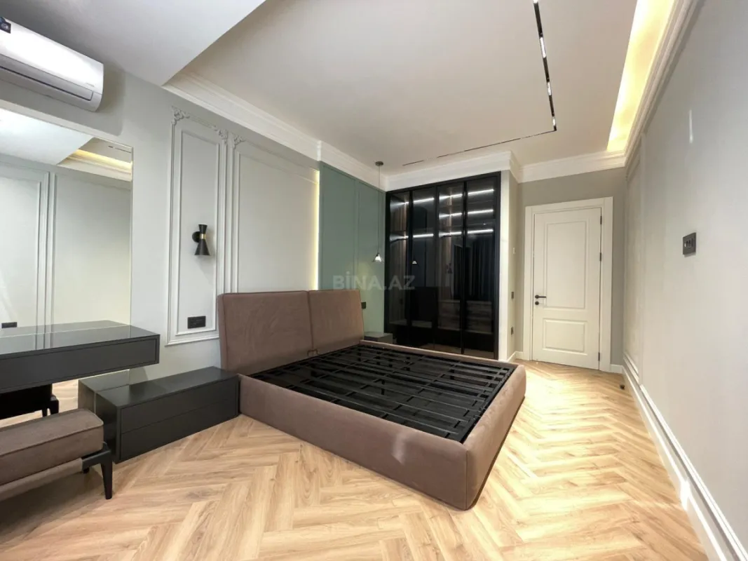 Satılır 3 otaqlı mənzil 92 m²