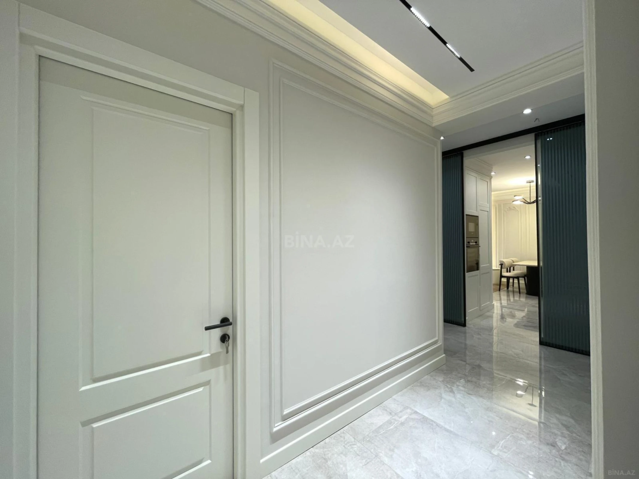 Satılır 3 otaqlı mənzil 92 m²