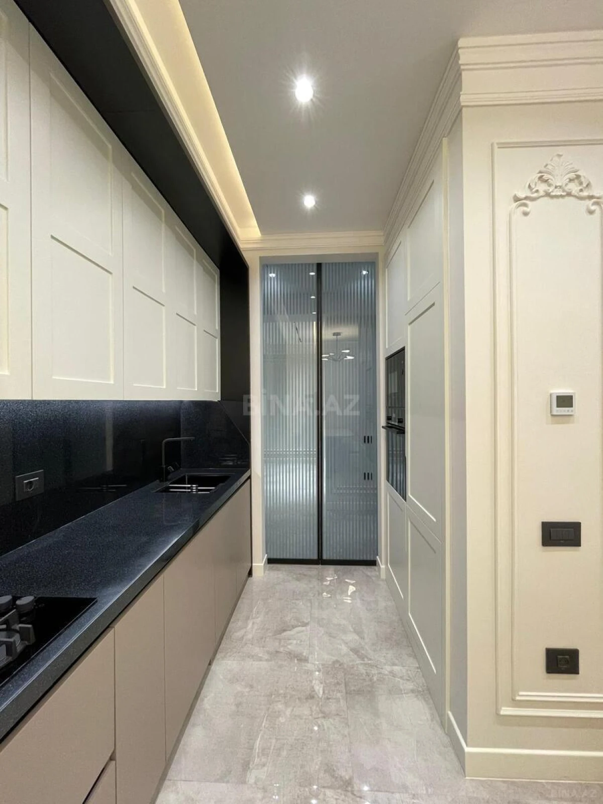 Satılır 3 otaqlı mənzil 92 m²