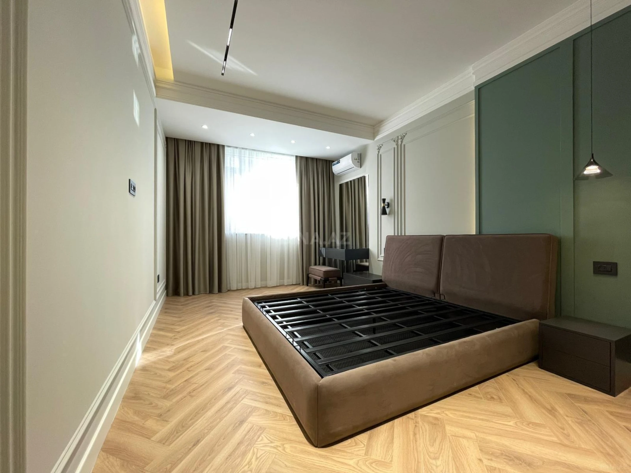 Satılır 3 otaqlı mənzil 92 m²