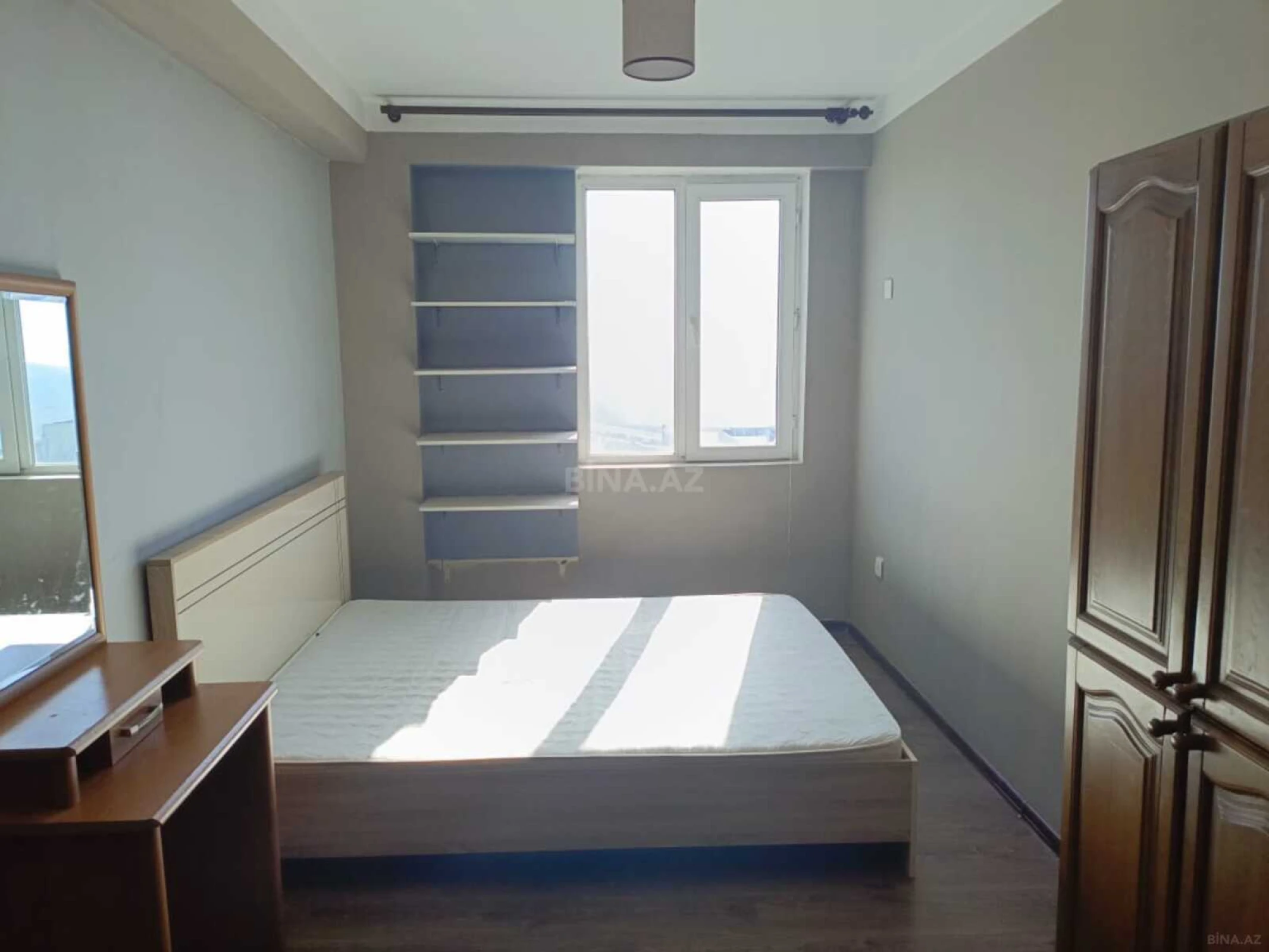 Kirayə verilir 2 otaqlı mənzil 70 m²