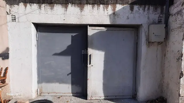 Kirayə verilir qaraj 20 m²