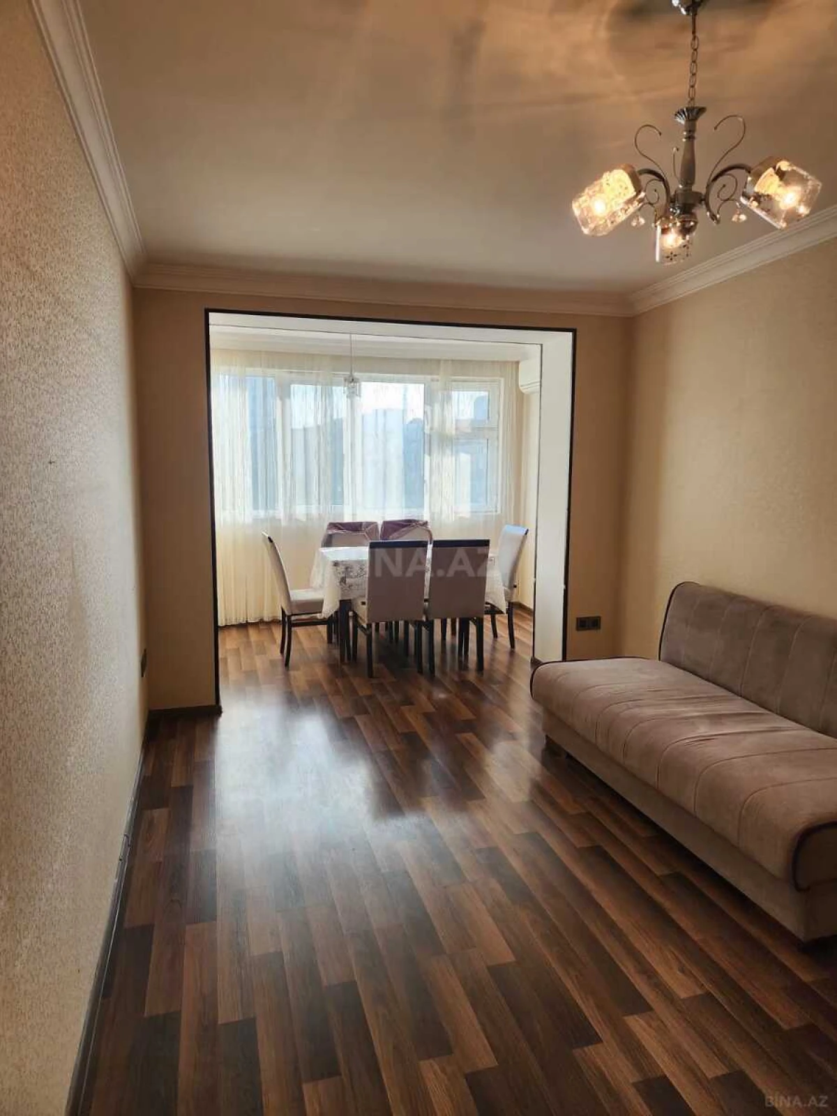 Kirayə verilir 2 otaqlı mənzil 60 m²