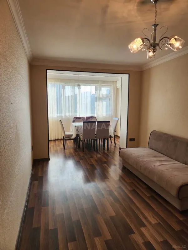 Kirayə verilir 2 otaqlı mənzil 60 m²