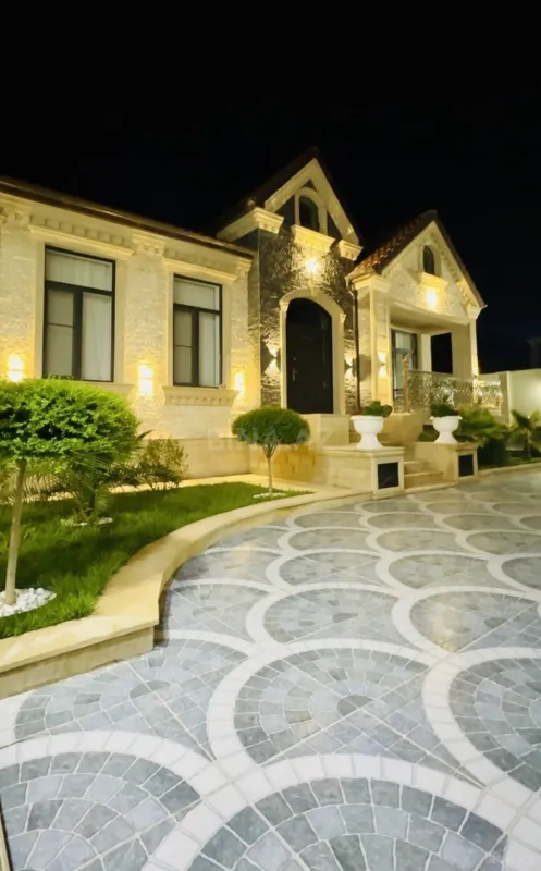 Satılır 5 otaqlı həyət evi 165 m²