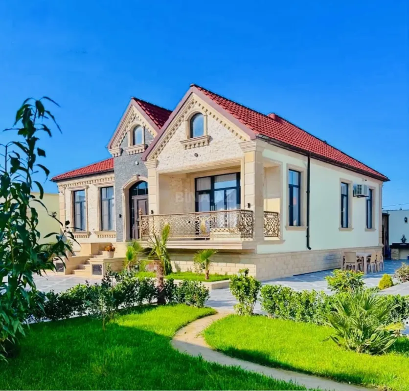 Satılır 5 otaqlı həyət evi 165 m²