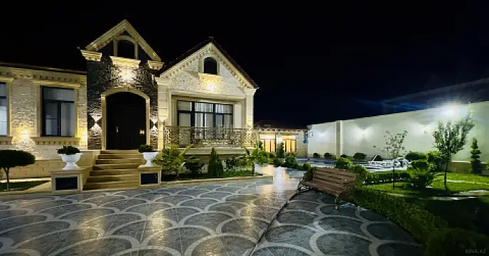 Satılır 5 otaqlı həyət evi 165 m²