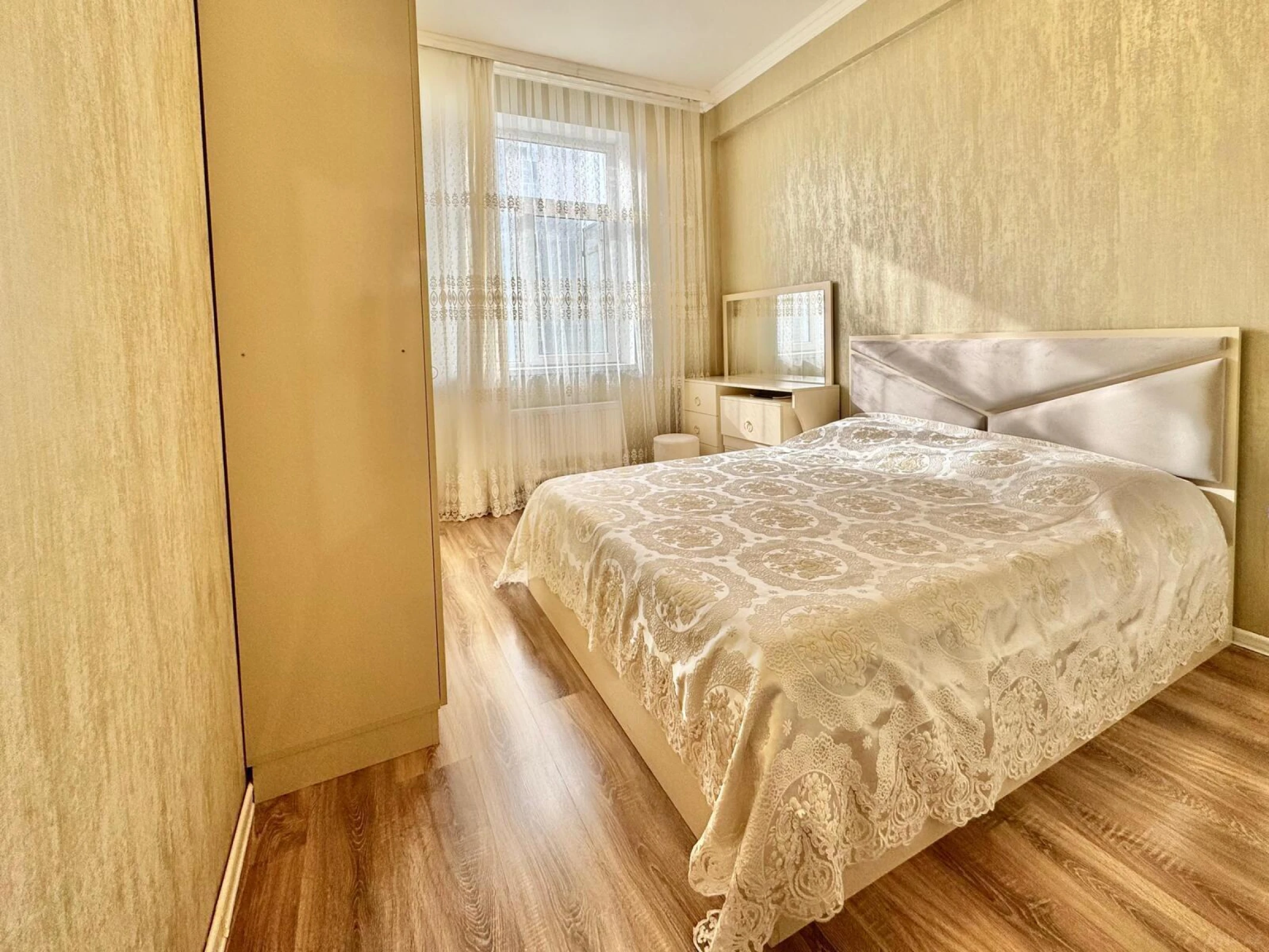 Satılır 3 otaqlı mənzil 75 m²