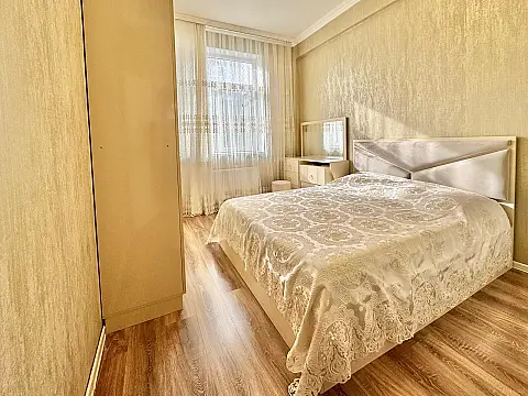Satılır 3 otaqlı mənzil 75 m²