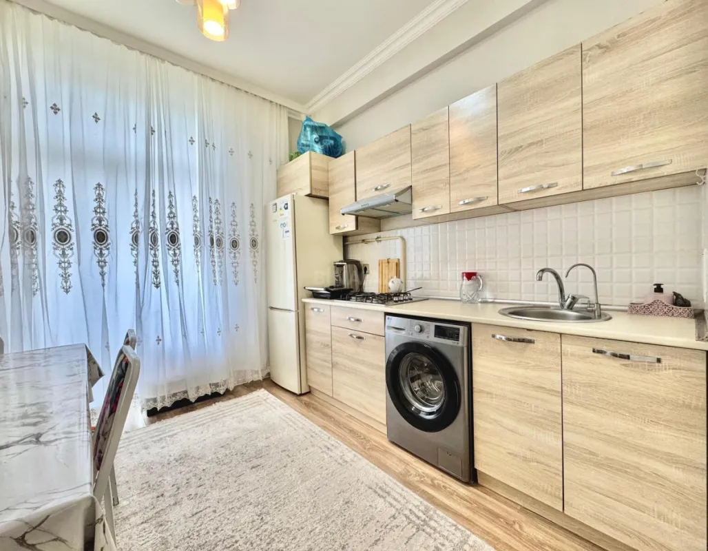 Satılır 3 otaqlı mənzil 75 m²