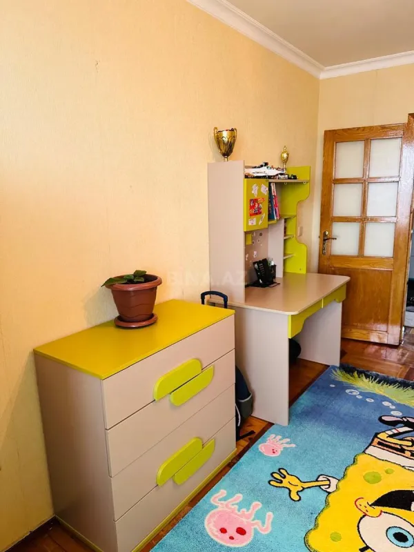 Satılır 3 otaqlı mənzil 80 m²