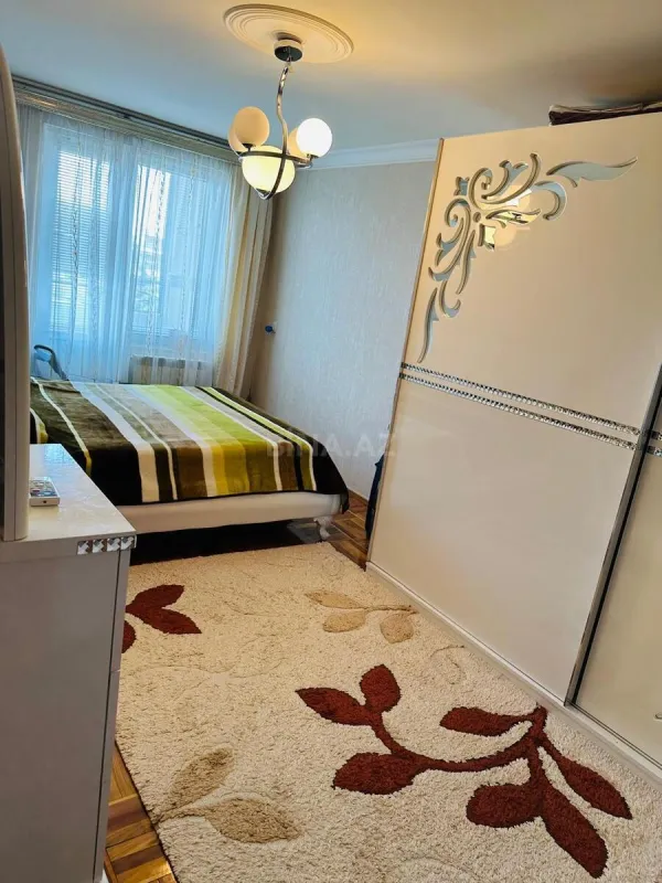 Satılır 3 otaqlı mənzil 80 m²