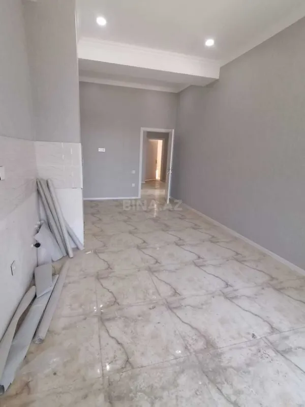Satılır 4 otaqlı mənzil 147 m²