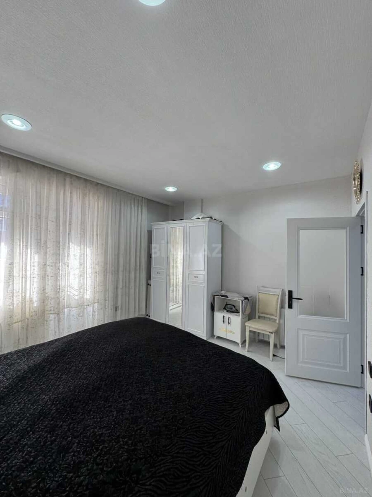 Satılır 3 otaqlı mənzil 96 m²