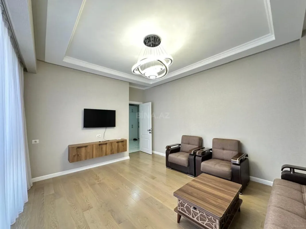 Kirayə verilir 3 otaqlı mənzil 100 m²