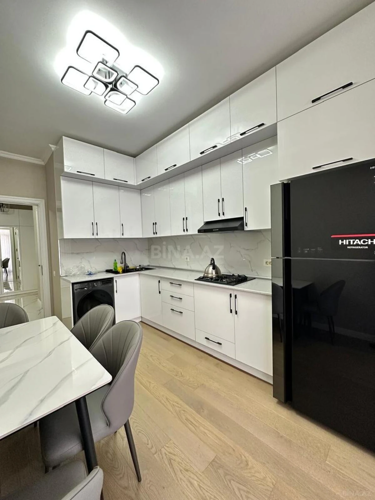 Kirayə verilir 3 otaqlı mənzil 100 m²