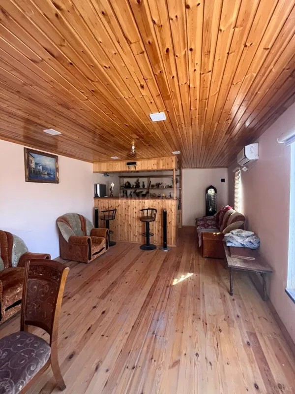 Satılır 3 otaqlı həyət evi 150 m²