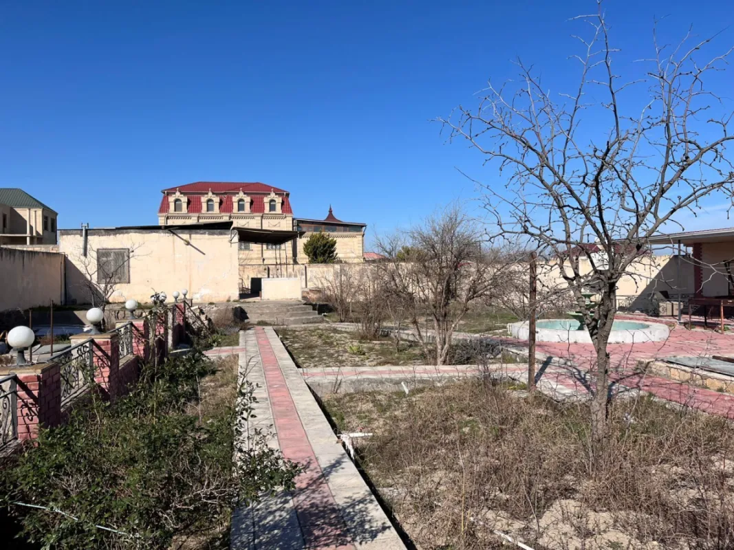 Satılır 3 otaqlı həyət evi 150 m²