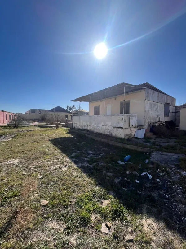 Satılır 3 otaqlı həyət evi 150 m²