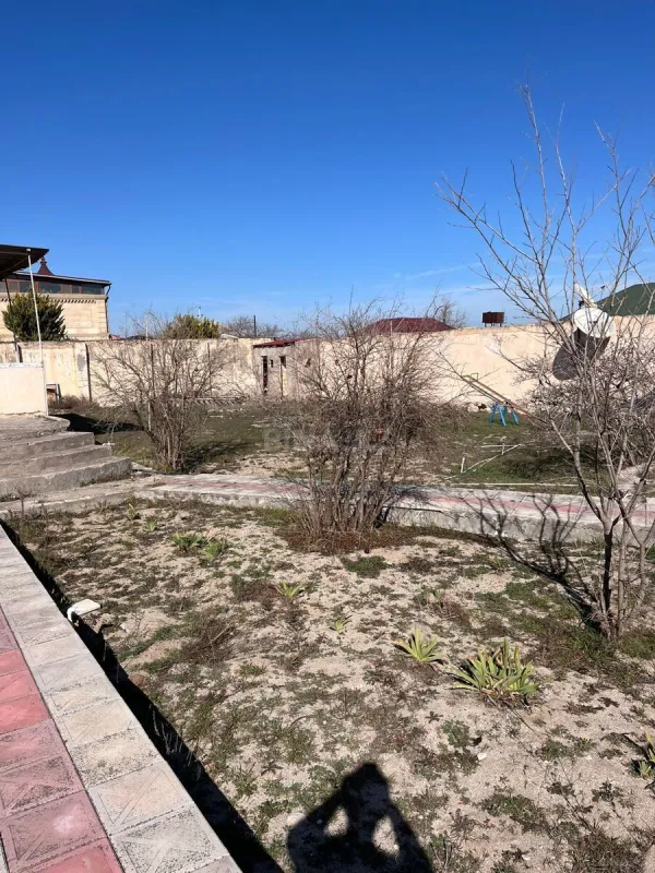 Satılır 3 otaqlı həyət evi 150 m²